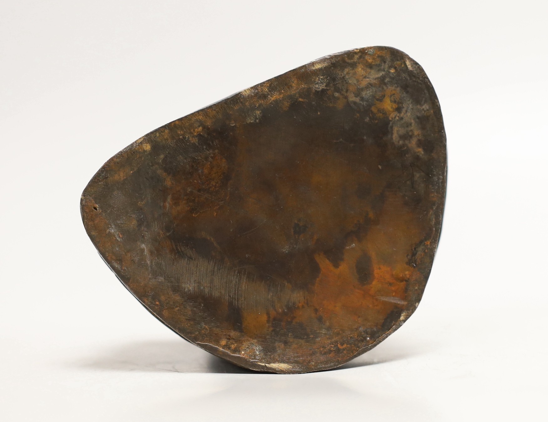 A bronze seated figure of Buddha, 19cms high